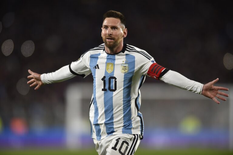 Uma canção sobre a juventude e a despedida de Lionel Messi